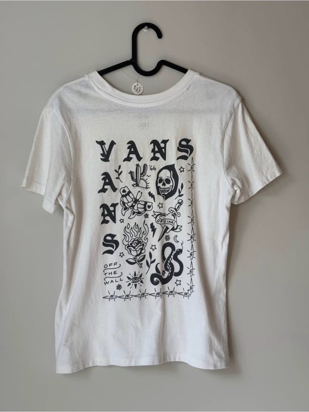 Vans Women’s Streetwear Traditional Graphic T-shirt